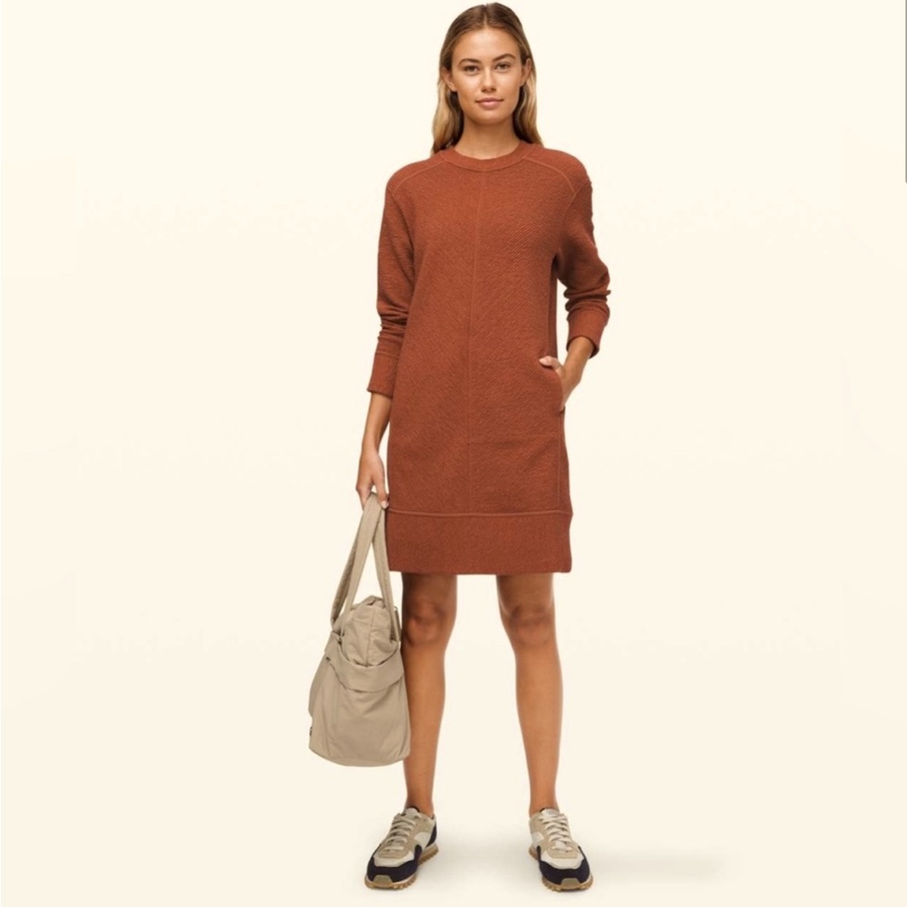 Lululemon dress size 12